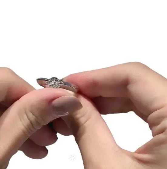 🔥HOT SALE 49% OFF 🔥 💎S925 Sterling Silver Cosmic Stellar Rotatable Diamond Ring