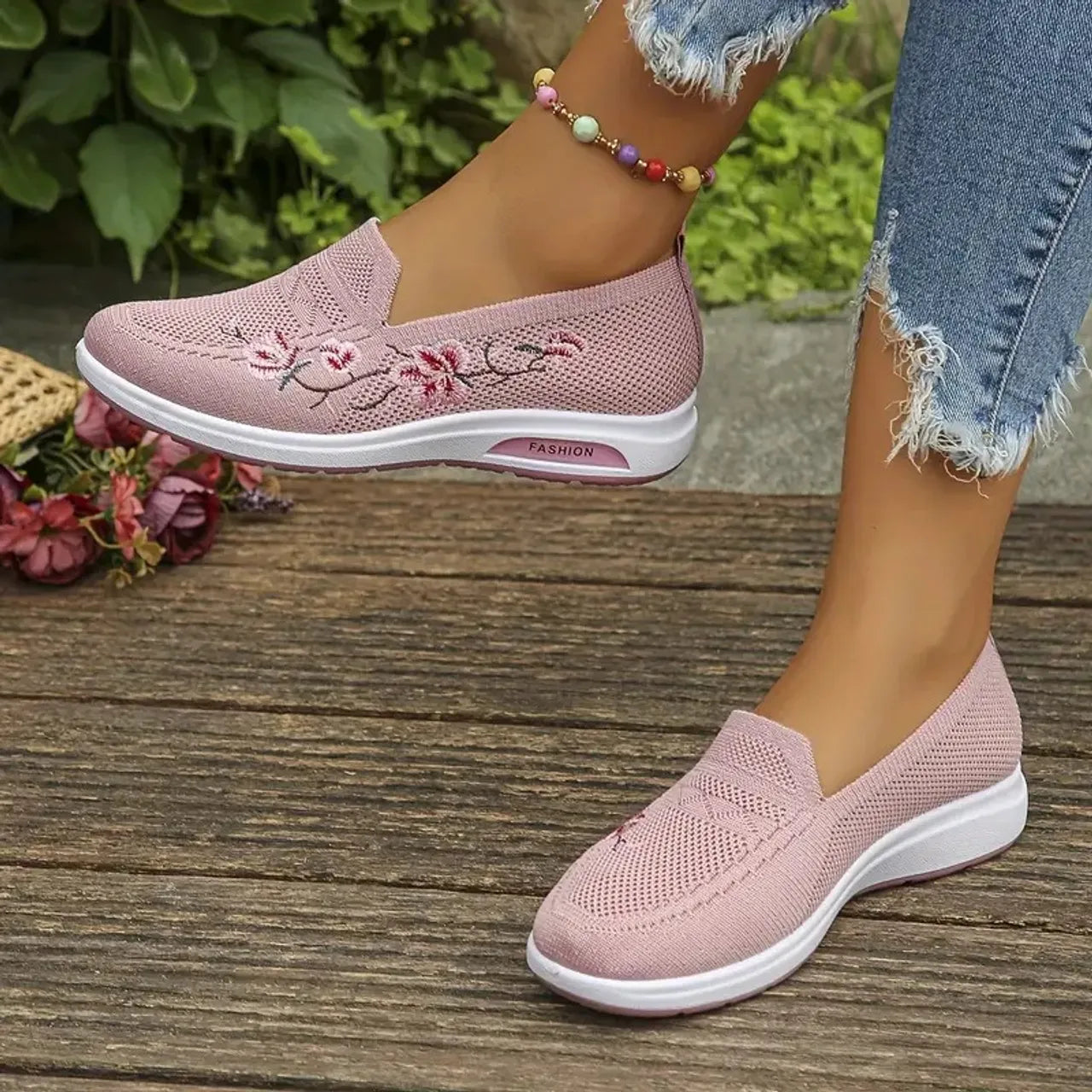 💥Hot Special Discount 70% OFF💥Women's breathable embroidered shoes, soft, comfortable & fashionable